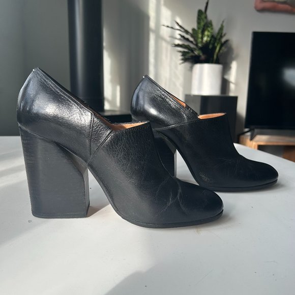 Maison Martin Margiela Black Leather pumps block heel - Picture 1 of 6